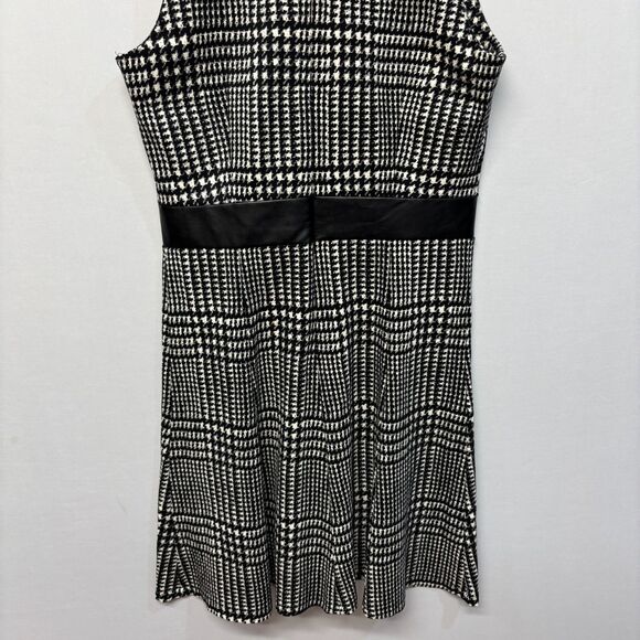 J. McLaughlin Fit & Flare Sleeveless Dress Size Medium Houndstooth C019 -3 - Picture 12 of 14